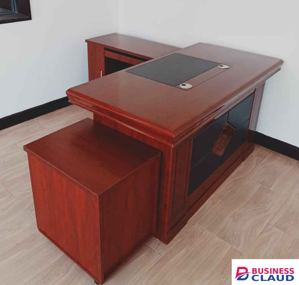 1.4M Executive Office Desk, - Furniture Mart