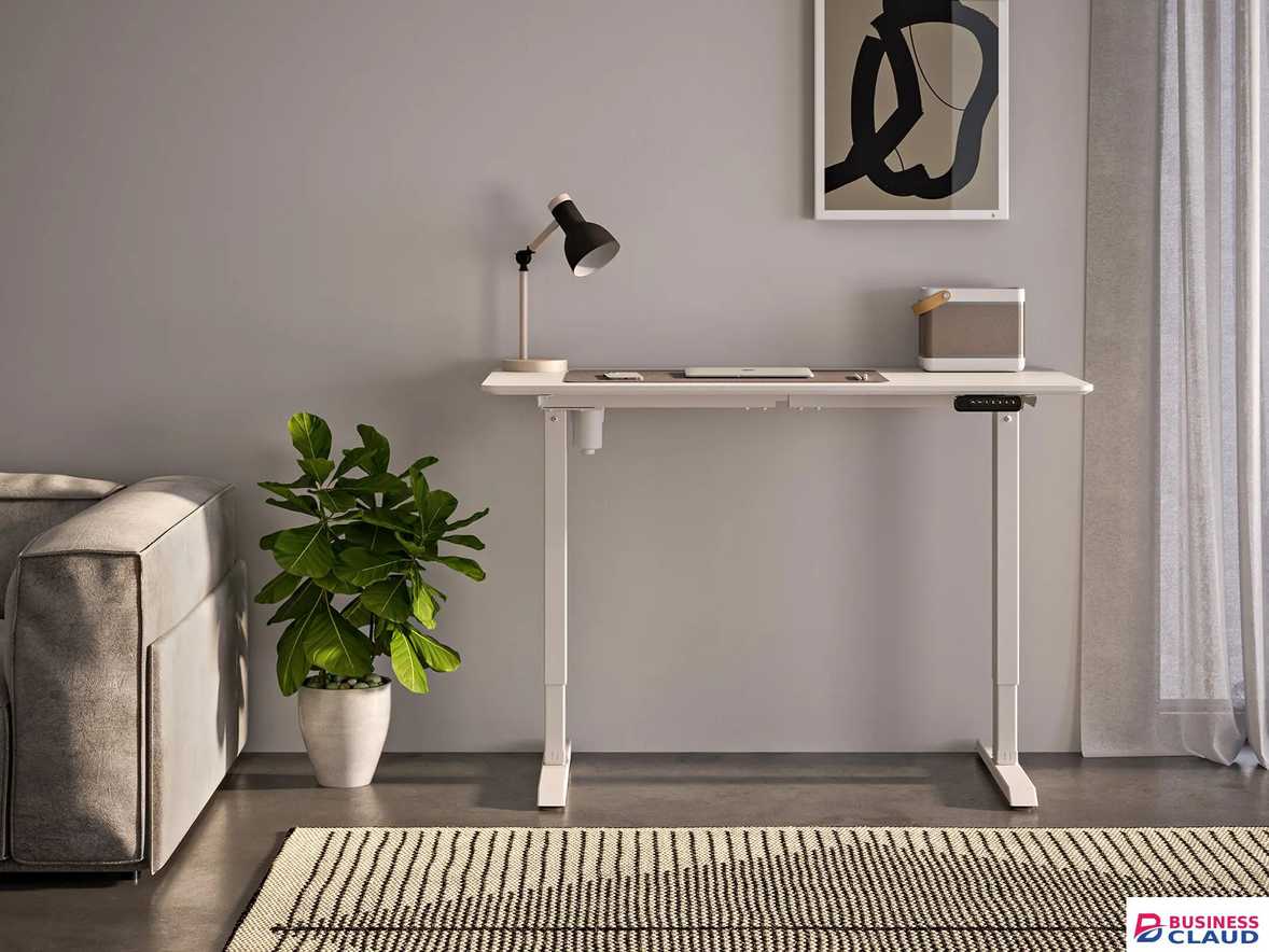 Electric height adjustable desk - Furniture Mart