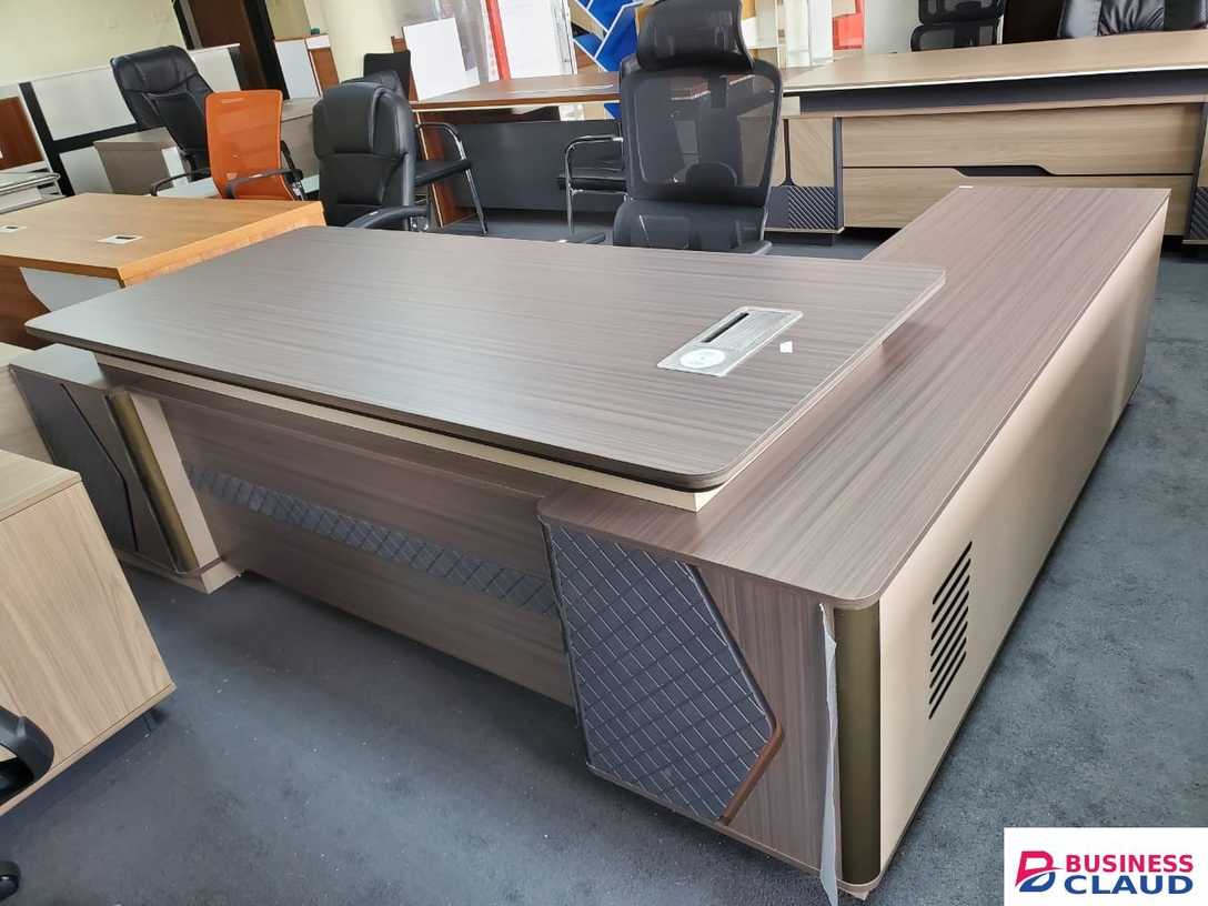 2.4m Modern Executive Desk