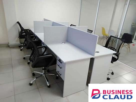 Six Seater Workstation