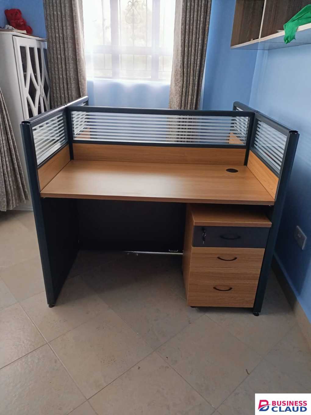 modern 2-pax workstation,