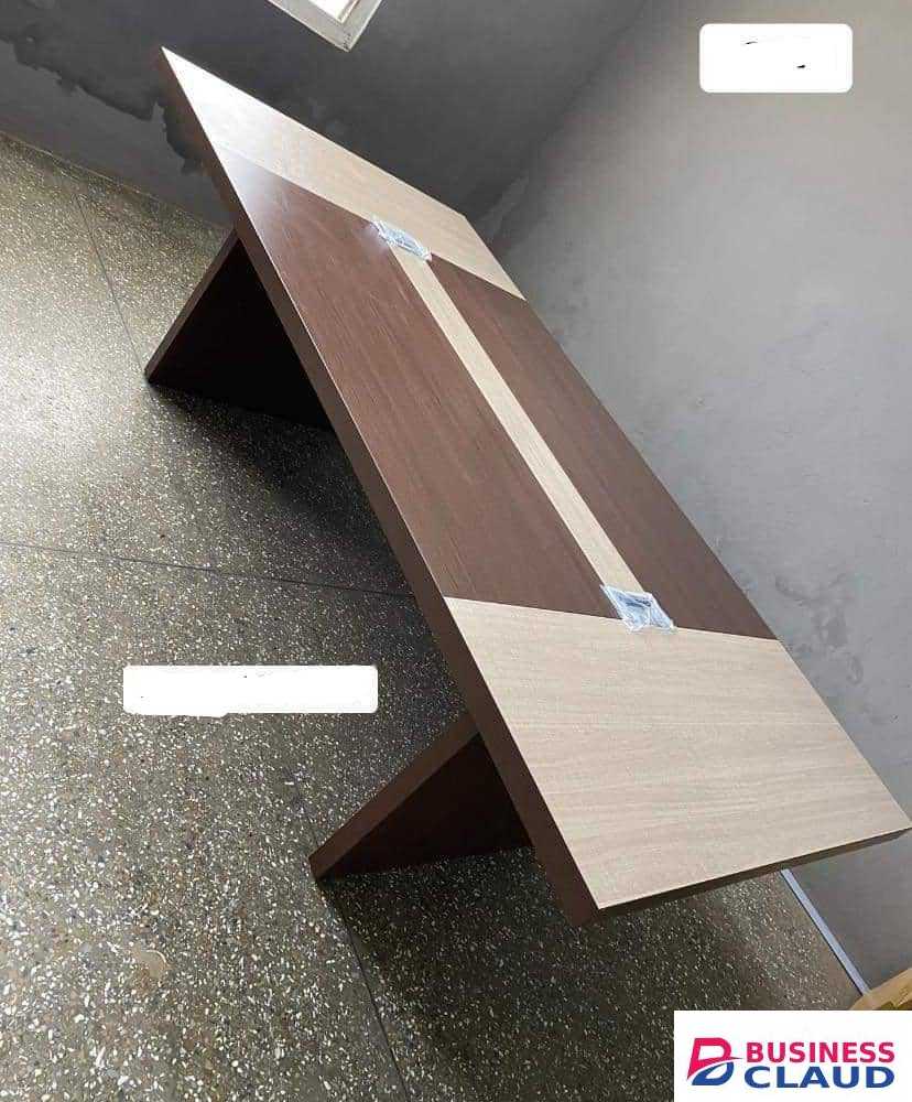 3.0M Classic Boardroom Table