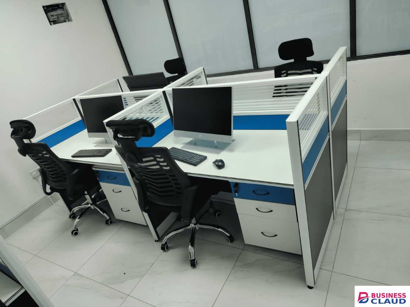 4-way Straight Workstation
