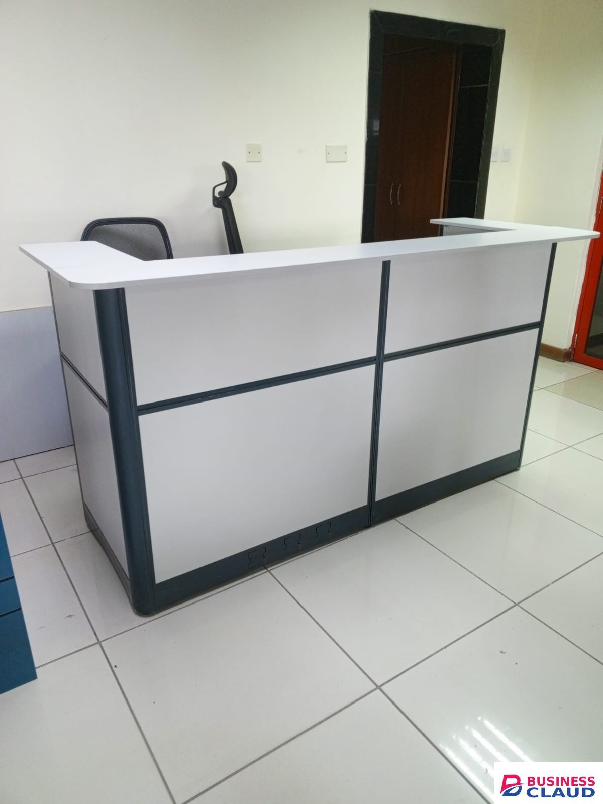 2.0m Standard Reception Desk