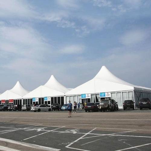 Stylish 1000-Seater High Peak Mixed Tent for Weddings and Parties