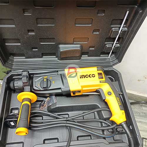 INGCO 950W SDS 28MM Rotary Hammer Drill with 3 Drills 2 Chisel and Cas