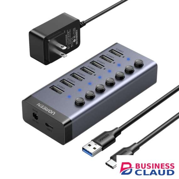 UGREEN CM420 7-IN-1 Powered USB Hub