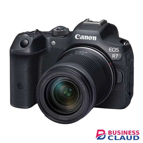 Canon EOS R7 Mirrorless Camera with 18-150mm Lens
