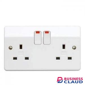 Carl and Gilberts 13A Twin Socket