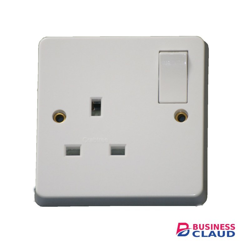 Carl and Gilberts 13A Single Socket