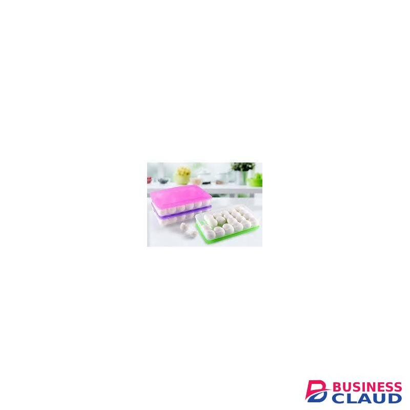 Protective Refrigerator Egg Storage Container Tray With Firm Lid , Durable Plastic Fridge Organizer Egg Tray With Cover For Neat Kitchen Storage