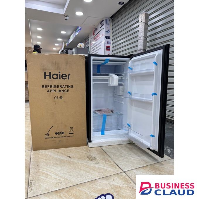 Haier Single Door Fridge – Black 90l
