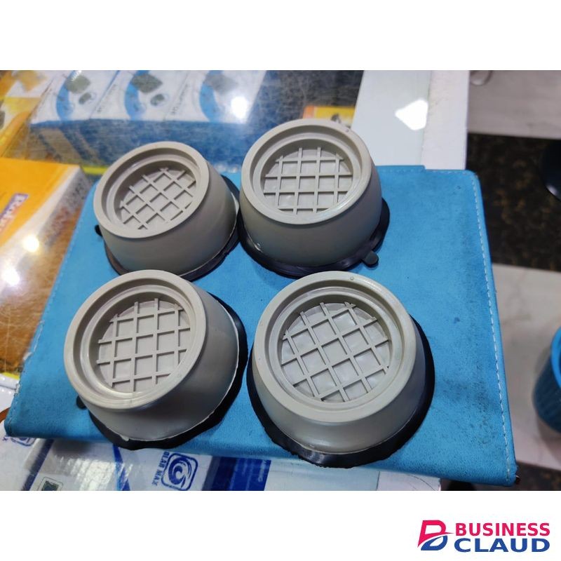 Anti vibration fridge/washing machine stand
