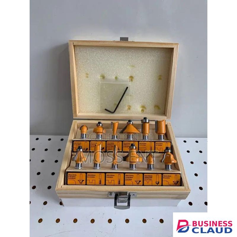 Ingco 12 Pcs router bits set(8mm)