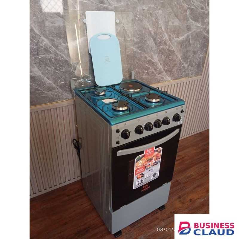 Freestanding 4-Burner Gas Cooker with Oven and Glass Lid – Full-Size Kitchen Appliance