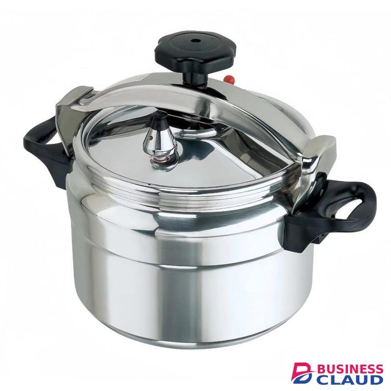 Two handles non explosive aluminum pressure cooker 4 liter, durable and lightweight kitchen cookware for fast and safe cooking, ideal for rice, stews, soups, and everyday meals, compatible with gas and electric stoves