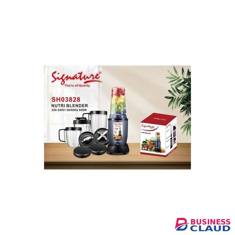 Signature 900W Nutri-Blender Food processor for Shakes, Smoothies, Food Prep, and Frozen Blending