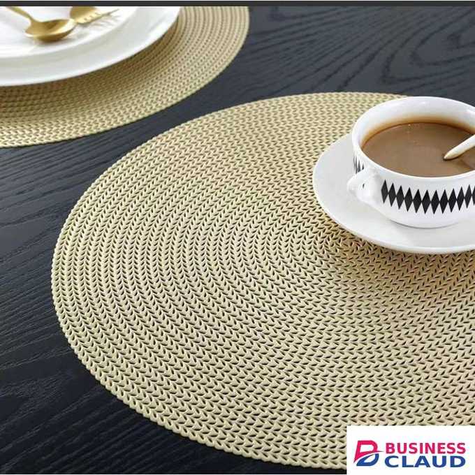6pcs Golden round table mats