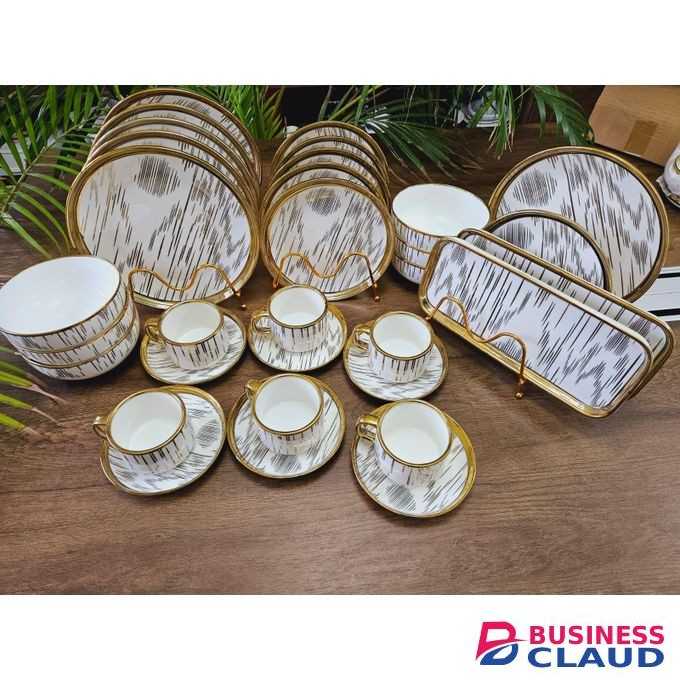 32Pcs Gold Serif Ceramic Dinner Set