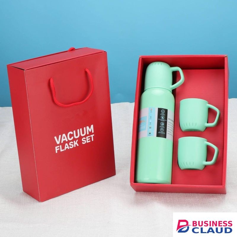 Vacuum flask set plus 3 cups