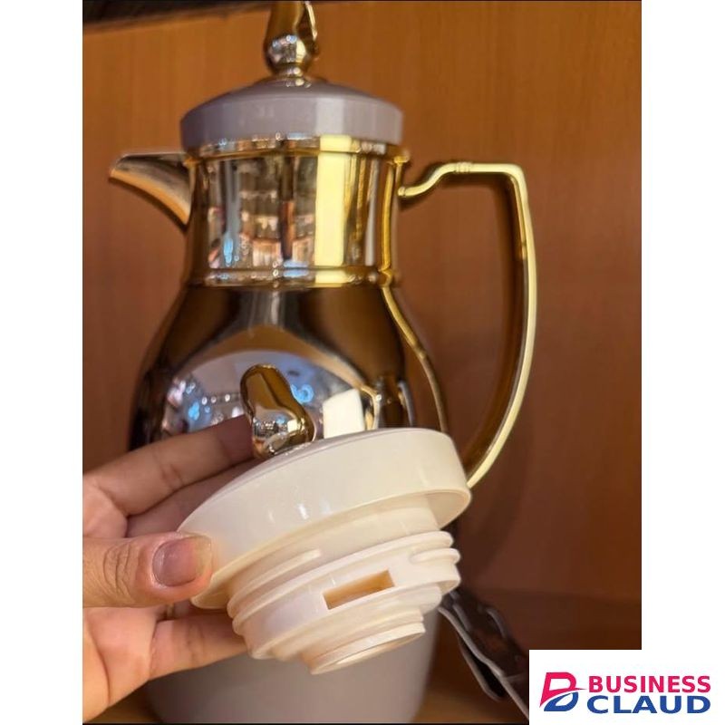 Feenik 1.0L Flask with Gold Design