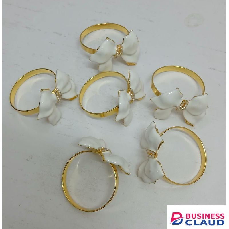 Elegant Napkin Ring Holder Set 6 Pcs Perfect for Dining Table Decor Wedding Party Banquet Home Kitchen Accessories Stylish Durable Functional Tableware