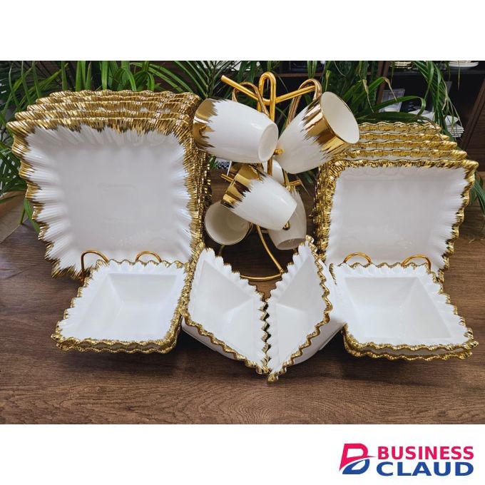 Luxurious Gold Ream Ceramic Dinner Set