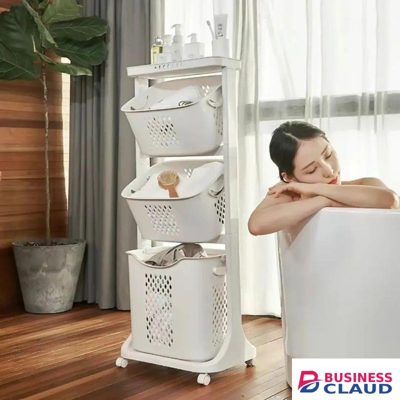 Wheeled laundry basket