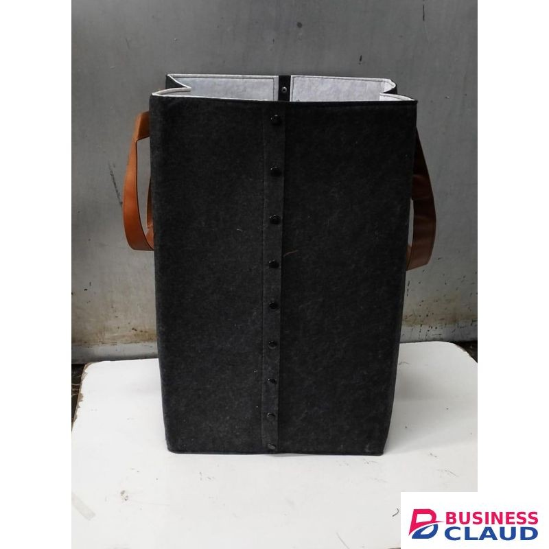Foldable laundry basket with leather handles