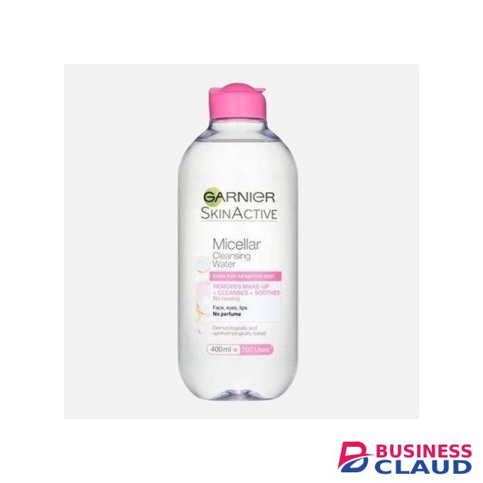 Garnier Skin Active Micellar Cleansing Water 3 in 1 for Sensitive Skin, Cleanses, Soothes and removes make up, 400ml