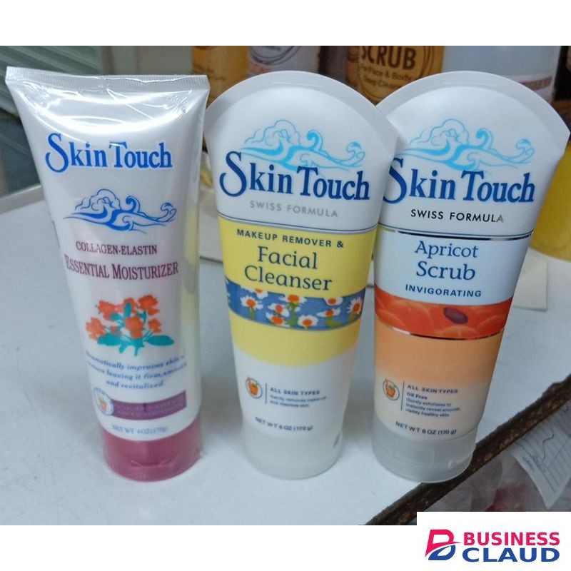 Skin Touch 3 In 1 Set Scrub,Cleanser & Moisturizer