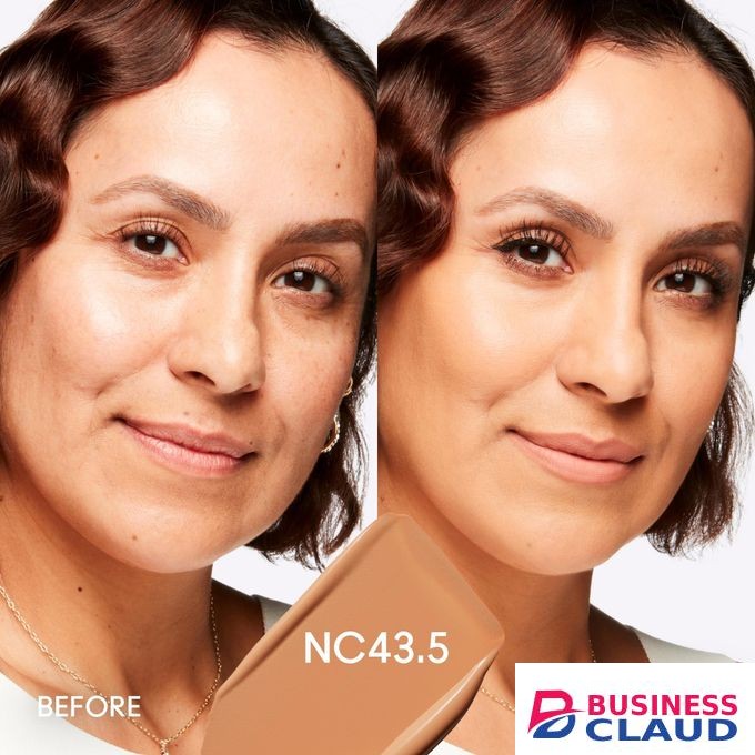M.A.C Studio Fix Fluid SPF 15 24HR Matte Foundation + Oil Control - NC43.5 30ml.