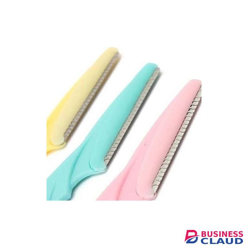 Tinkle Facial Eyebrow Razors + Pink Lip Therapy Balm