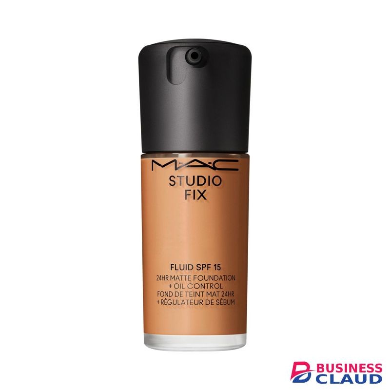 M.A.C Studio Fix Fluid SPF 15 24HR Matte Foundation + Oil Control - NC45 30ml.