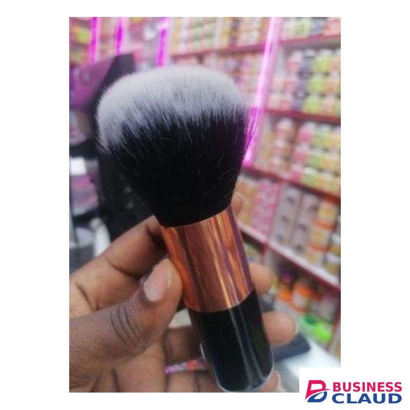 Fou Multifunctional Foundation Brush