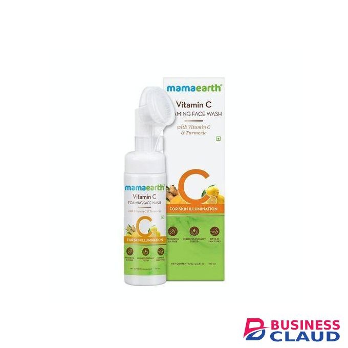 Mama Earth Vitamin C Face Wash with Foaming Silicone Cleanser Brush Powered by Vitamin C & Turmeric - 150ml