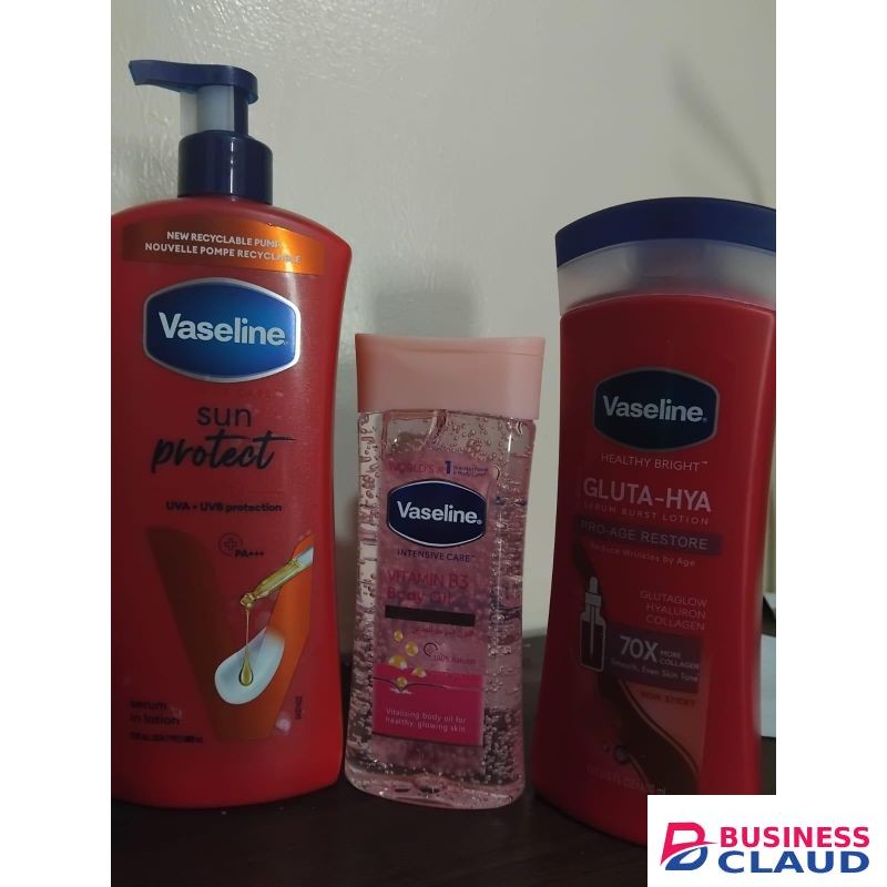 Vaseline Gluta HYA Serum Burst Lotion Pro Age Restore 400ML + BODY OIL 200NL + SUN PROTECT 600ML