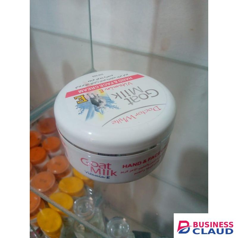 Dr White Goat milk vit E hand and face cream