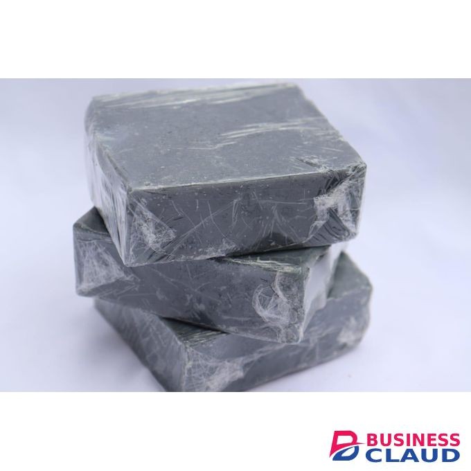 UTHAKA SKIN CARE Uthaka Activated Charcoal Soap – Detoxifying & Oil Control Bar (120g)