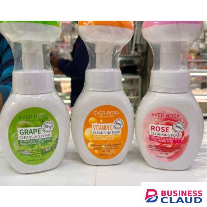 Skin Natural Cleansing Foam With Vitamin C And Amino Acids