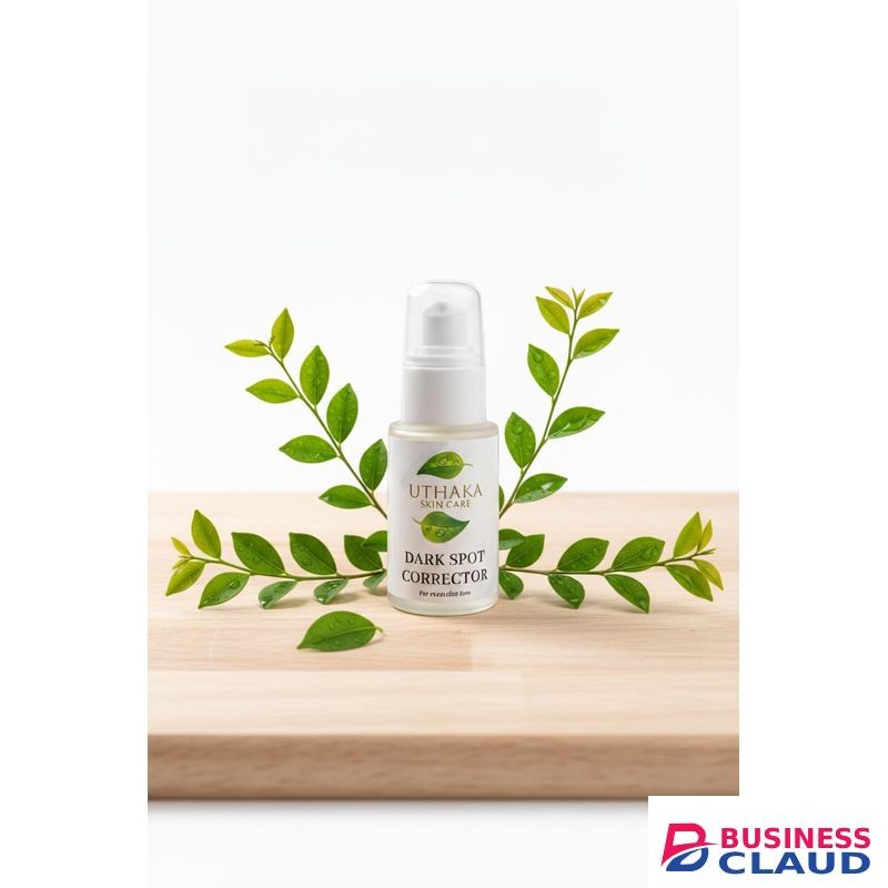 UTHAKA SKIN CARE Dark Spot Corrector with Kojic Acid, Tranexamic Acid and Alpha Arbutin for dark spots and hyperpigmentation