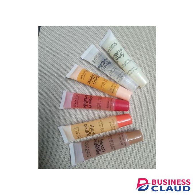 In Color 6 Pcs Squeeze N' Lovely Lip Gloss