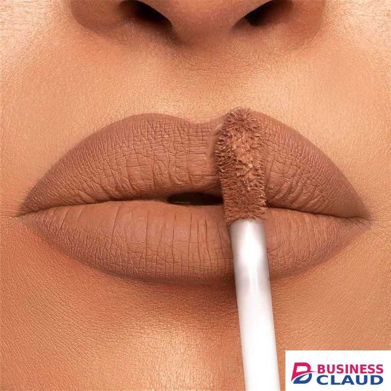 Rich Highly pigmented creamy velvet lipstick mattee