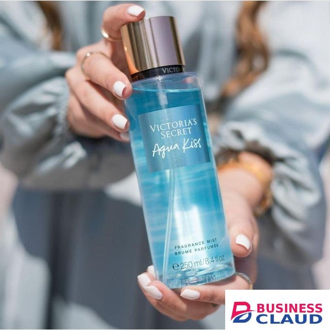 Victoria's Secret Aqua Kiss Body Mist Spray