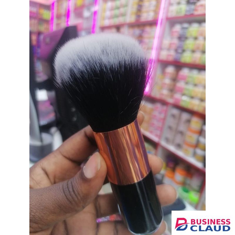 Multifunctional Foundation Brush