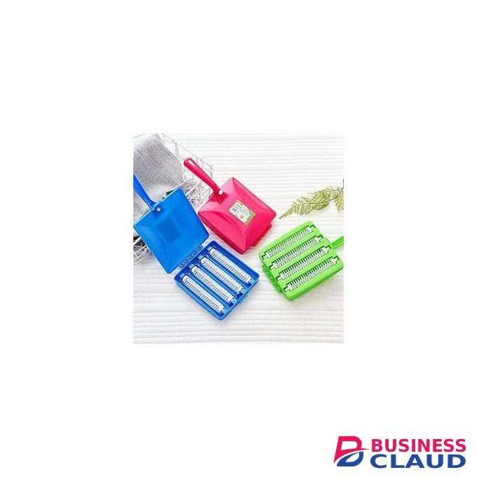Plastic Handheld Carpet 4 Roller Cleaning Brush With Dust Crumb Collector For Carpets, Car Seats, Table Linen, Sofas Curtains, Mats Multicolor