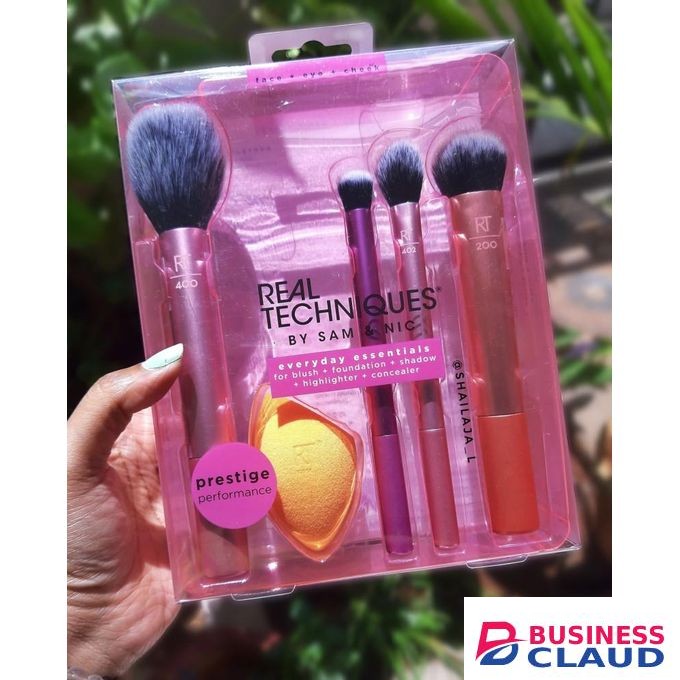 Real Technique Everyday Essential Set