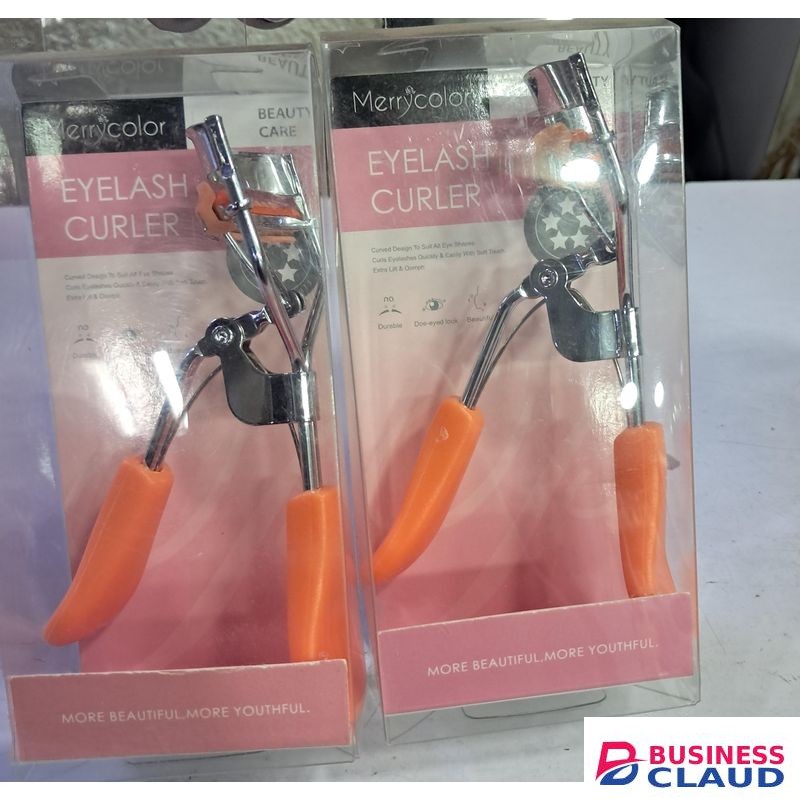 Eyelash curler