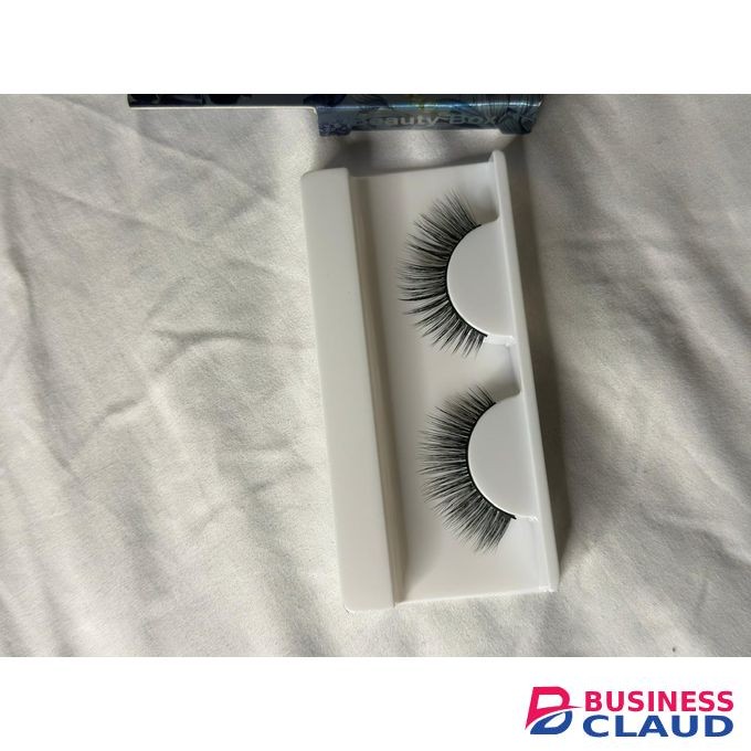 Beauty Glamorous False Eyelashes – Natural Volume, Lightweight & Reusable Strip Lashes
