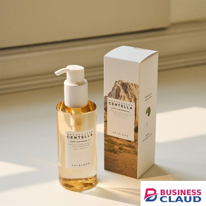 SKIN1004 Madagascar Centella Light Cleansing Oil 200ml